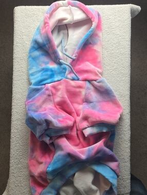 Listing 1: Spark Paws Cotton Candy Pet Hoodie (2XL)